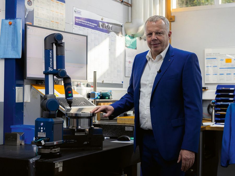 Wenn Edelstahl auf Zukunftsfragen trifft Wenn Edelstahl auf Zukunftsfragen trifft