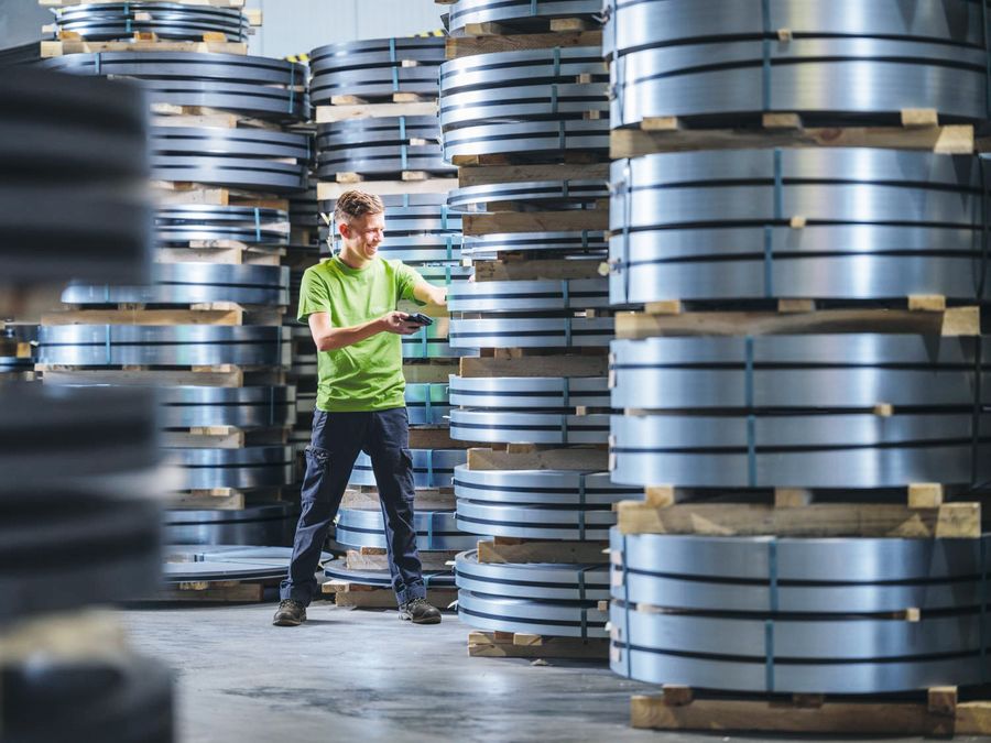 Zukunft in Stahl – nachhaltig, digital und partnerschaftlich Zukunft in Stahl – nachhaltig, digital und partnerschaftlich