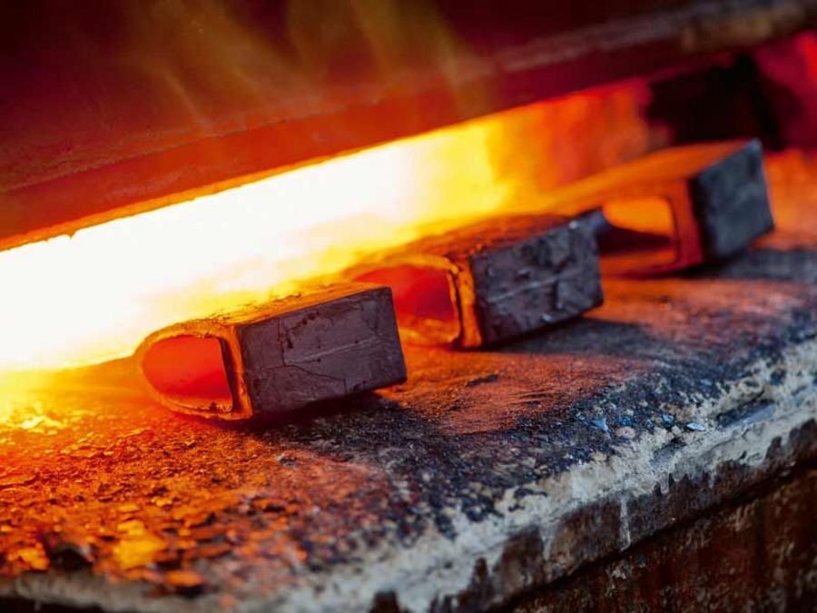 Himmelberger Zeughammerwerk Leonhard Müller & Söhne Galerie Himmelberger Zeughammerwerk Leonhard Müller & Söhne Galerie