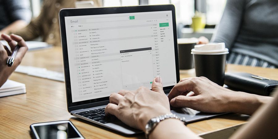 Überstunden und Kurzarbeit: Das ist zu beachten Überstunden und Kurzarbeit: Das ist zu beachten