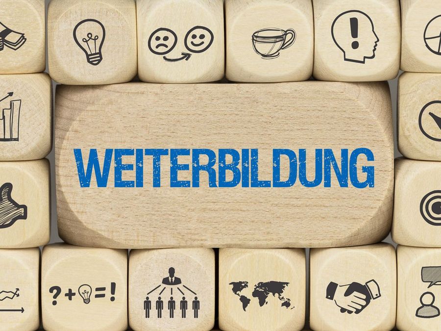 Die Zukunft der Arbeit: Warum lebenslanges Lernen heute essenziell ist Die Zukunft der Arbeit: Warum lebenslanges Lernen heute essenziell ist