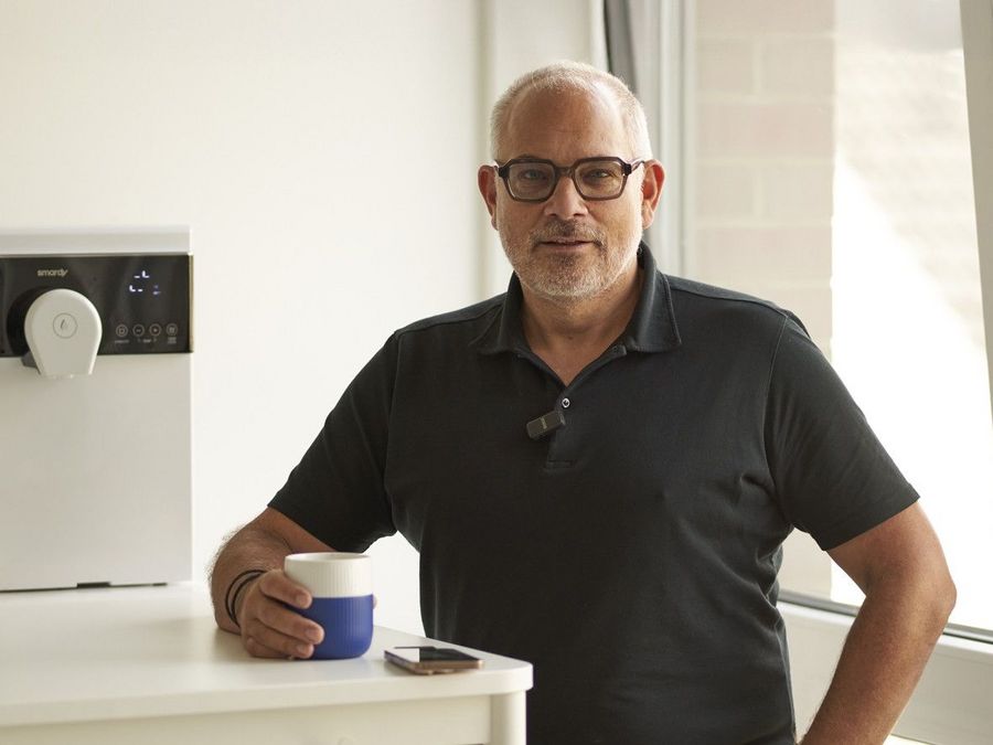 Netzbetreiber im Dialog: Wie Markus Baumann AURIVOLT-Speicher dort platziert, wo sie gebraucht werden Netzbetreiber im Dialog: Wie Markus Baumann AURIVOLT-Speicher dort platziert, wo sie gebraucht werden