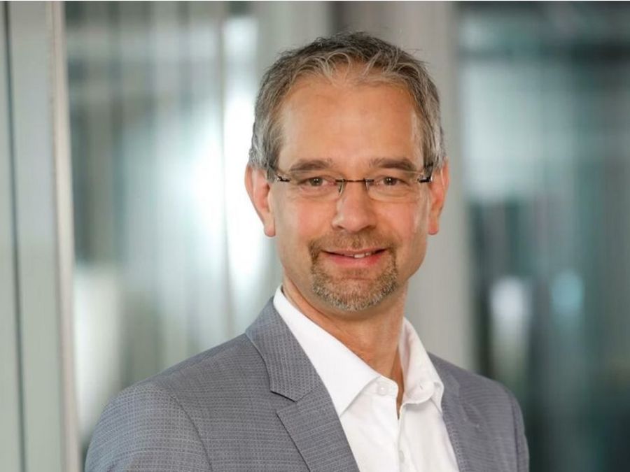 Personalentwicklung in der Zeitarbeit: Wie Unternehmen Fachkräfte für KI und neue Einsatzfelder qualifizieren Personalentwicklung in der Zeitarbeit: Wie Unternehmen Fachkräfte für KI und neue Einsatzfelder qualifizieren