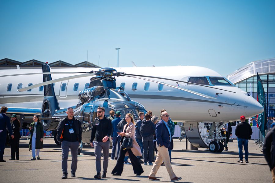 Static Display: Besucher der AERO Static Display: Besucher der AERO