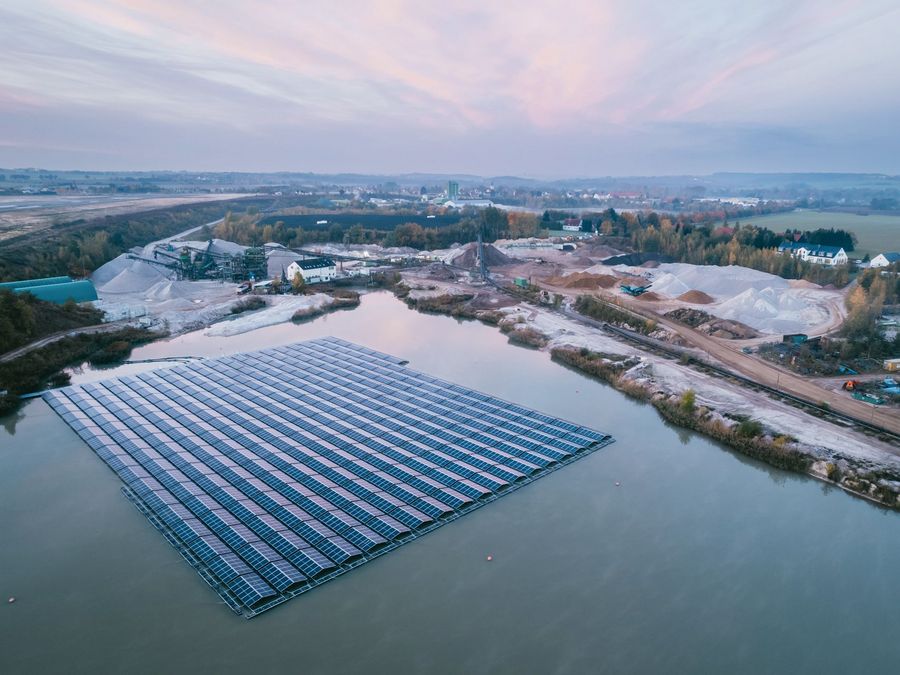 Innovationen entlang des Rohstoffkreislaufs Innovationen entlang des Rohstoffkreislaufs