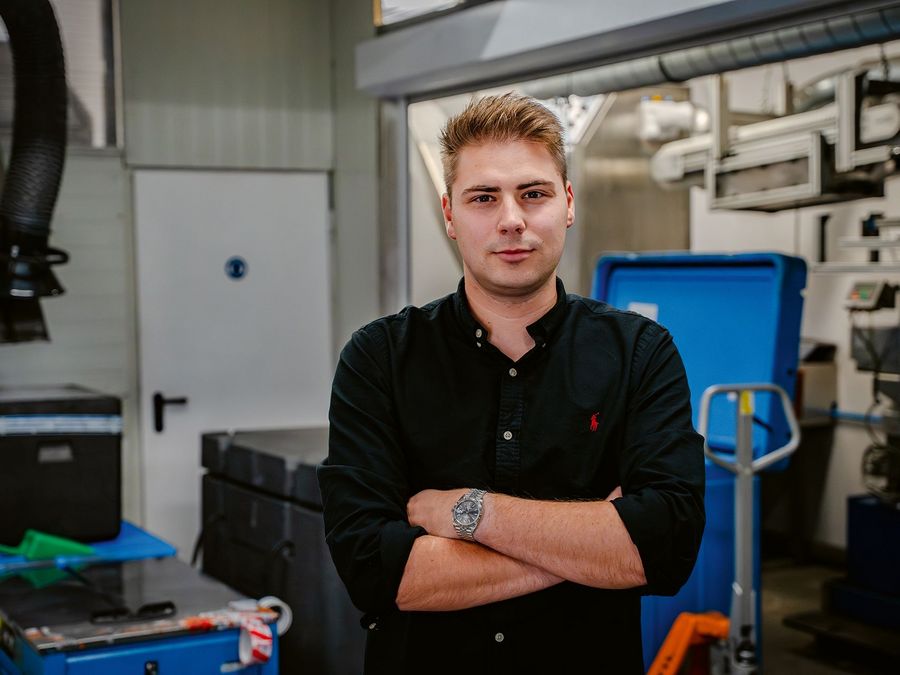 Kälte mit Konzept – Trockeneis, Technik und Zukunftsenergie Kälte mit Konzept – Trockeneis, Technik und Zukunftsenergie