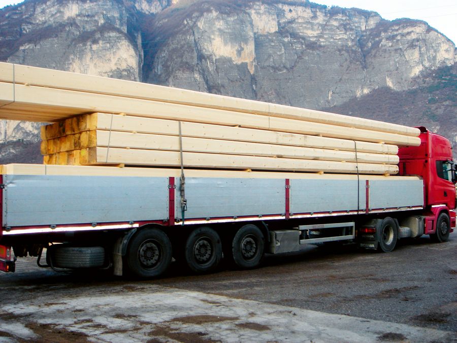 „Unser Kerngeschäft ist Massivholz“ „Unser Kerngeschäft ist Massivholz“